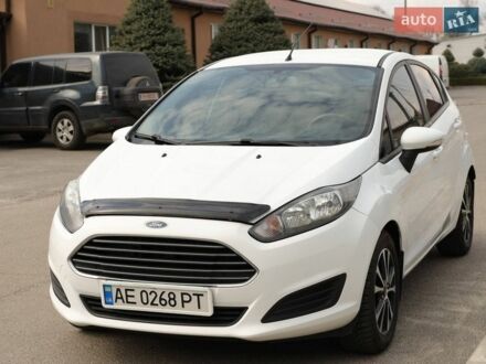 Білий Форд Фієста, об'ємом двигуна 1 л та пробігом 185 тис. км за 5000 $, фото 1 на Automoto.ua