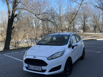 Форд Фиеста 2016 в Хмельницком на Automoto.ua Белый Форд Фиеста, объемом двигателя 1 л и пробегом 110 тыс. км за 5500 $, фото 1 на Automoto.ua