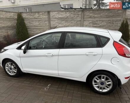 Белый Форд Фиеста, объемом двигателя 1 л и пробегом 150 тыс. км за 7450 $, фото 1 на Automoto.ua
