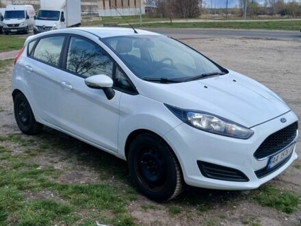 Белый Форд Фиеста, объемом двигателя 1 л и пробегом 151 тыс. км за 6500 $, фото 1 на Automoto.ua