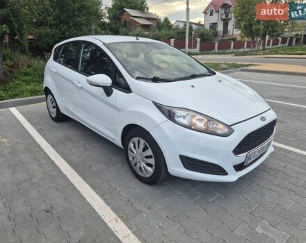 Білий Форд Фієста, об'ємом двигуна 1.24 л та пробігом 215 тис. км за 5500 $, фото 1 на Automoto.ua