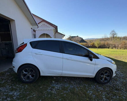 Белый Форд Фиеста, объемом двигателя 1 л и пробегом 91 тыс. км за 10100 $, фото 1 на Automoto.ua