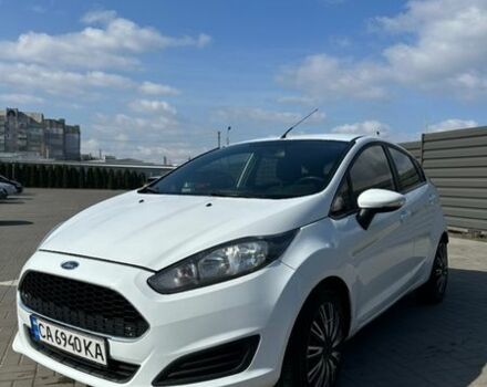 Білий Форд Фієста, об'ємом двигуна 1 л та пробігом 147 тис. км за 7500 $, фото 1 на Automoto.ua