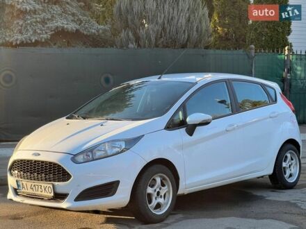 Белый Форд Фиеста, объемом двигателя 1.24 л и пробегом 171 тыс. км за 5999 $, фото 1 на Automoto.ua