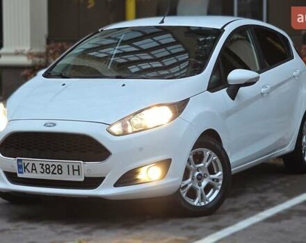 Білий Форд Фієста, об'ємом двигуна 1.24 л та пробігом 63 тис. км за 9900 $, фото 1 на Automoto.ua