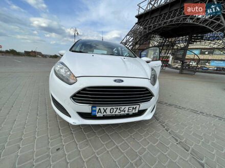 Форд Фієста 2016 у Харкові на Automoto.ua Білий Форд Фієста, об'ємом двигуна 1 л та пробігом 113 тис. км за 8600 $, фото 1 на Automoto.ua