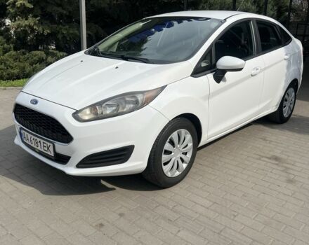 Белый Форд Фиеста, объемом двигателя 1.6 л и пробегом 252 тыс. км за 5800 $, фото 1 на Automoto.ua