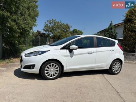 Білий Форд Фієста, об'ємом двигуна 1 л та пробігом 102 тис. км за 8000 $, фото 1 на Automoto.ua