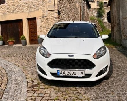 Белый Форд Фиеста, объемом двигателя 1 л и пробегом 170 тыс. км за 8250 $, фото 1 на Automoto.ua