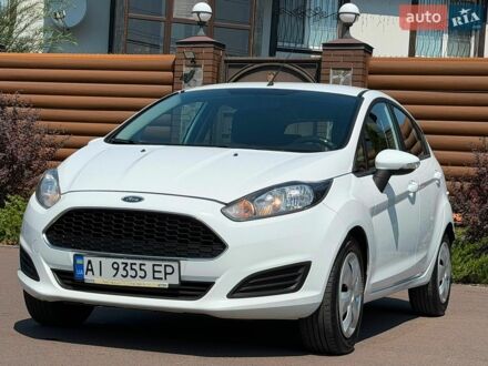 Белый Форд Фиеста, объемом двигателя 0 л и пробегом 135 тыс. км за 5900 $, фото 1 на Automoto.ua