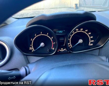 Білий Форд Фієста, об'ємом двигуна 1.2 л та пробігом 177 тис. км за 5500 $, фото 1 на Automoto.ua