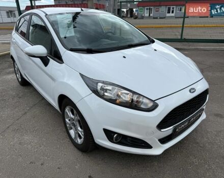 Белый Форд Фиеста, объемом двигателя 1 л и пробегом 169 тыс. км за 7490 $, фото 1 на Automoto.ua