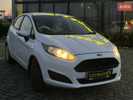 Белый Форд Фиеста, объемом двигателя 1 л и пробегом 120 тыс. км за 8300 $, фото 1 на Automoto.ua