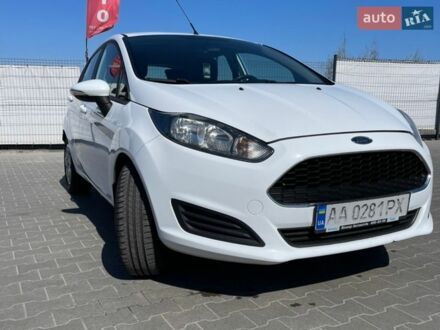 Білий Форд Фієста, об'ємом двигуна 1.24 л та пробігом 157 тис. км за 7000 $, фото 1 на Automoto.ua