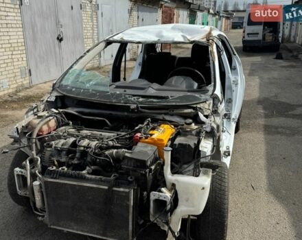 Білий Форд Фієста, об'ємом двигуна 1.24 л та пробігом 148 тис. км за 1200 $, фото 1 на Automoto.ua