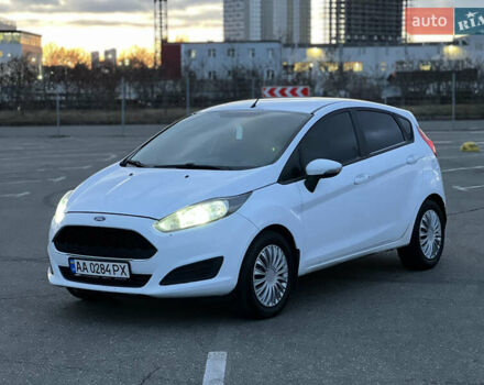 Белый Форд Фиеста, объемом двигателя 1.2 л и пробегом 200 тыс. км за 6300 $, фото 1 на Automoto.ua