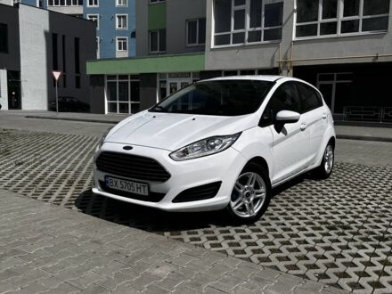 Белый Форд Фиеста, объемом двигателя 1.6 л и пробегом 62 тыс. км за 6999 $, фото 1 на Automoto.ua