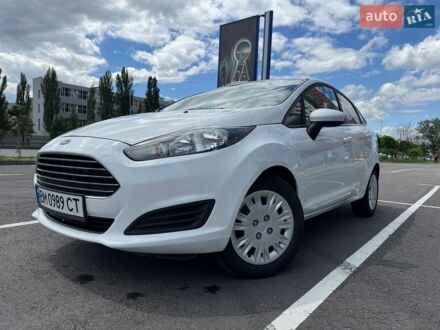 Білий Форд Фієста, об'ємом двигуна 1.6 л та пробігом 98 тис. км за 7700 $, фото 1 на Automoto.ua