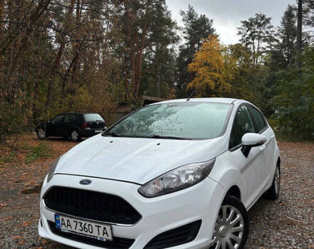 Белый Форд Фиеста, объемом двигателя 1.39 л и пробегом 149 тыс. км за 6200 $, фото 1 на Automoto.ua