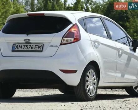 Белый Форд Фиеста, объемом двигателя 1.4 л и пробегом 115 тыс. км за 8200 $, фото 1 на Automoto.ua