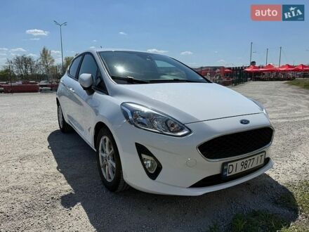Белый Форд Фиеста, объемом двигателя 1 л и пробегом 121 тыс. км за 10500 $, фото 1 на Automoto.ua
