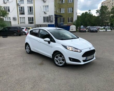 Белый Форд Фиеста, объемом двигателя 1 л и пробегом 81 тыс. км за 10900 $, фото 1 на Automoto.ua