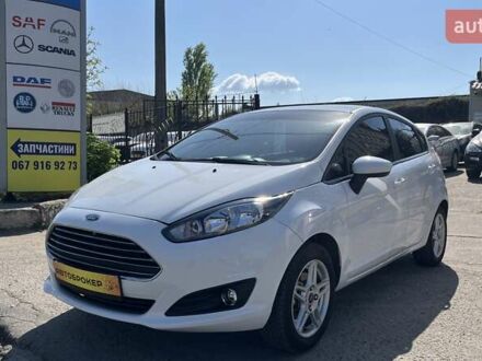 Форд Фієста 2018 у Миколаєві на Automoto.ua Білий Форд Фієста, об'ємом двигуна 1.6 л та пробігом 139 тис. км за 8990 $, фото 1 на Automoto.ua