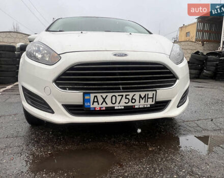 Белый Форд Фиеста, объемом двигателя 1.6 л и пробегом 153 тыс. км за 6900 $, фото 1 на Automoto.ua