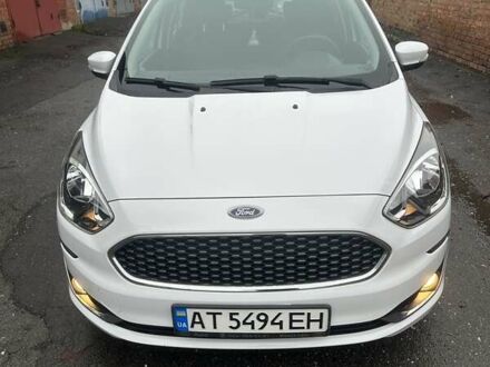 Білий Форд Фієста, об'ємом двигуна 1.2 л та пробігом 43 тис. км за 8200 $, фото 1 на Automoto.ua