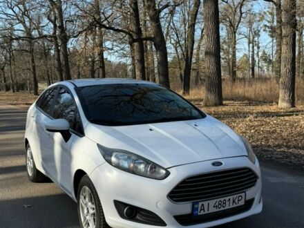 Белый Форд Фиеста, объемом двигателя 1.6 л и пробегом 98 тыс. км за 8300 $, фото 1 на Automoto.ua