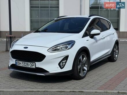 Форд Фиеста 2019 в Днепре (Днепропетровске) на Automoto.ua Белый Форд Фиеста, объемом двигателя 1 л и пробегом 29 тыс. км за 14500 $, фото 1 на Automoto.ua