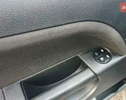 Бежевый Форд Фиеста, объемом двигателя 1.3 л и пробегом 153 тыс. км за 2700 $, фото 4 на Automoto.ua