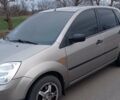 Бежевый Форд Фиеста, объемом двигателя 1.4 л и пробегом 165 тыс. км за 3900 $, фото 2 на Automoto.ua