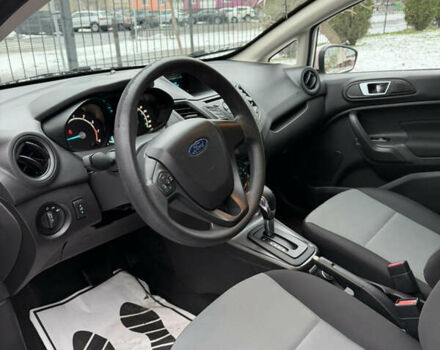 Бежевий Форд Фієста, об'ємом двигуна 1.6 л та пробігом 87 тис. км за 7800 $, фото 8 на Automoto.ua