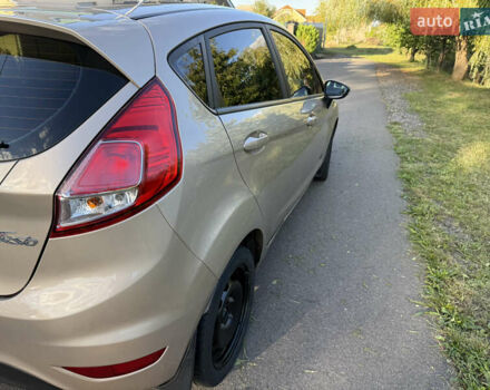 Бежевый Форд Фиеста, объемом двигателя 1 л и пробегом 99 тыс. км за 8100 $, фото 8 на Automoto.ua