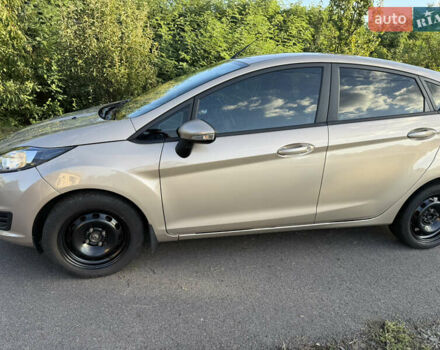 Бежевый Форд Фиеста, объемом двигателя 1 л и пробегом 99 тыс. км за 8100 $, фото 7 на Automoto.ua