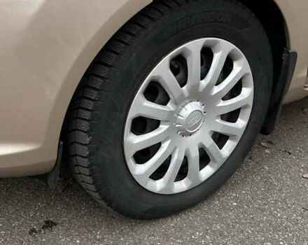 Бежевий Форд Фієста, об'ємом двигуна 1 л та пробігом 65 тис. км за 10000 $, фото 12 на Automoto.ua