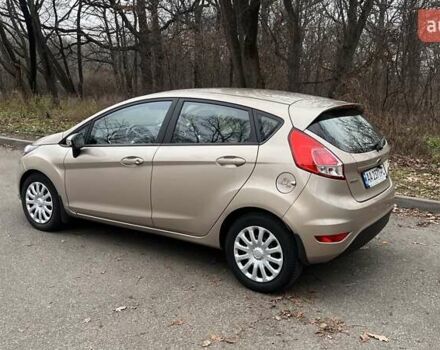 Бежевий Форд Фієста, об'ємом двигуна 1 л та пробігом 65 тис. км за 10000 $, фото 8 на Automoto.ua