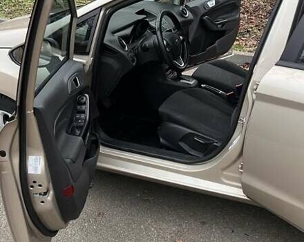 Бежевий Форд Фієста, об'ємом двигуна 1 л та пробігом 65 тис. км за 10000 $, фото 9 на Automoto.ua