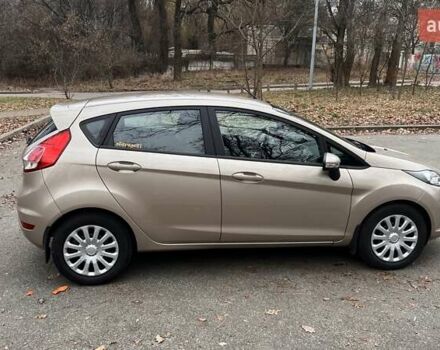 Бежевий Форд Фієста, об'ємом двигуна 1 л та пробігом 65 тис. км за 10000 $, фото 4 на Automoto.ua