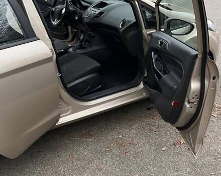 Бежевий Форд Фієста, об'ємом двигуна 1 л та пробігом 65 тис. км за 10000 $, фото 10 на Automoto.ua