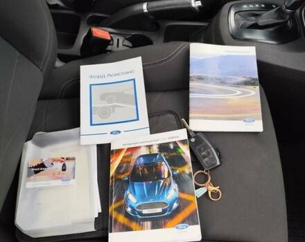 Бежевий Форд Фієста, об'ємом двигуна 1 л та пробігом 74 тис. км за 10399 $, фото 5 на Automoto.ua