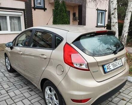 Бежевий Форд Фієста, об'ємом двигуна 1 л та пробігом 74 тис. км за 10399 $, фото 1 на Automoto.ua