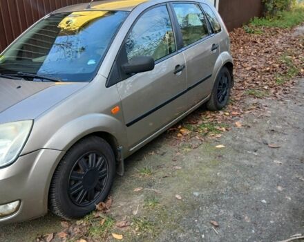 Бежевый Форд Фиеста, объемом двигателя 1.4 л и пробегом 315 тыс. км за 2015 $, фото 1 на Automoto.ua