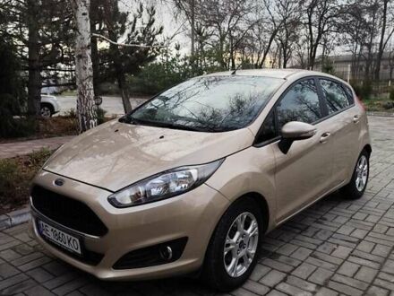 Бежевий Форд Фієста, об'ємом двигуна 1 л та пробігом 74 тис. км за 10399 $, фото 1 на Automoto.ua