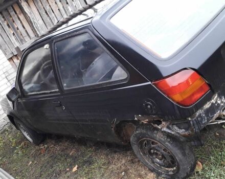 Черный Форд Фиеста, объемом двигателя 0 л и пробегом 300 тыс. км за 348 $, фото 2 на Automoto.ua