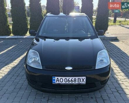 Черный Форд Фиеста, объемом двигателя 1.4 л и пробегом 155 тыс. км за 2999 $, фото 6 на Automoto.ua