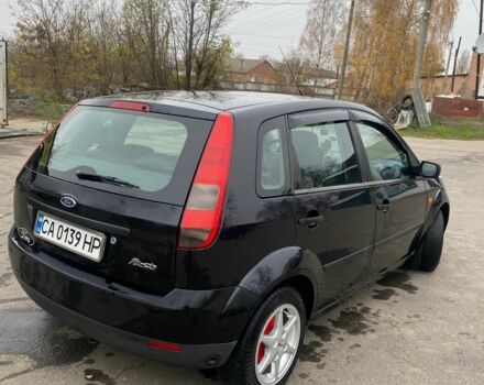 Черный Форд Фиеста, объемом двигателя 1.4 л и пробегом 160 тыс. км за 3600 $, фото 3 на Automoto.ua