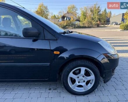 Черный Форд Фиеста, объемом двигателя 1.4 л и пробегом 155 тыс. км за 2999 $, фото 11 на Automoto.ua