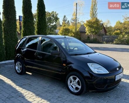 Черный Форд Фиеста, объемом двигателя 1.4 л и пробегом 155 тыс. км за 2999 $, фото 1 на Automoto.ua